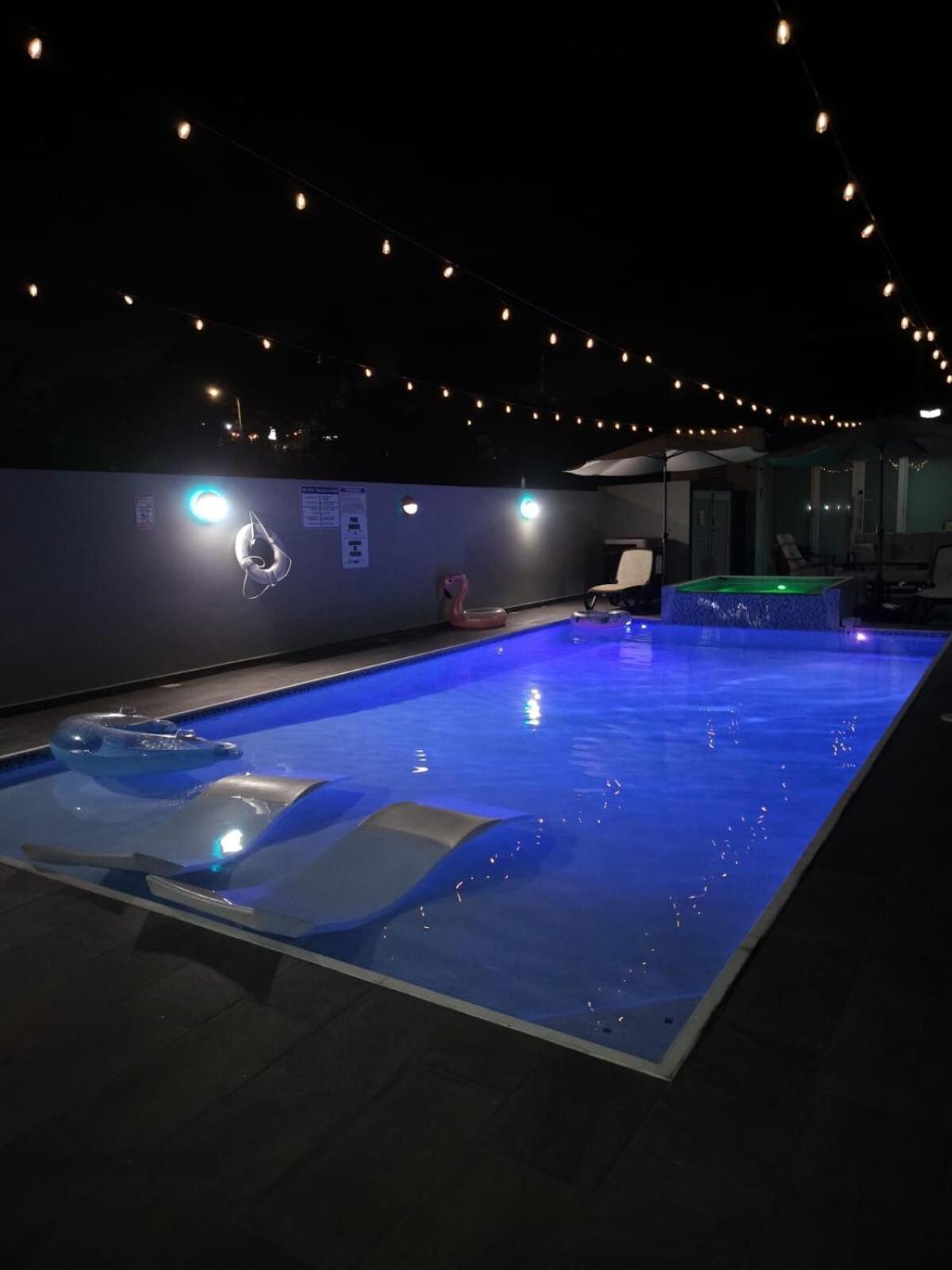 Aquaville Dorado Moderna A Studio 7 Exteriér fotografie